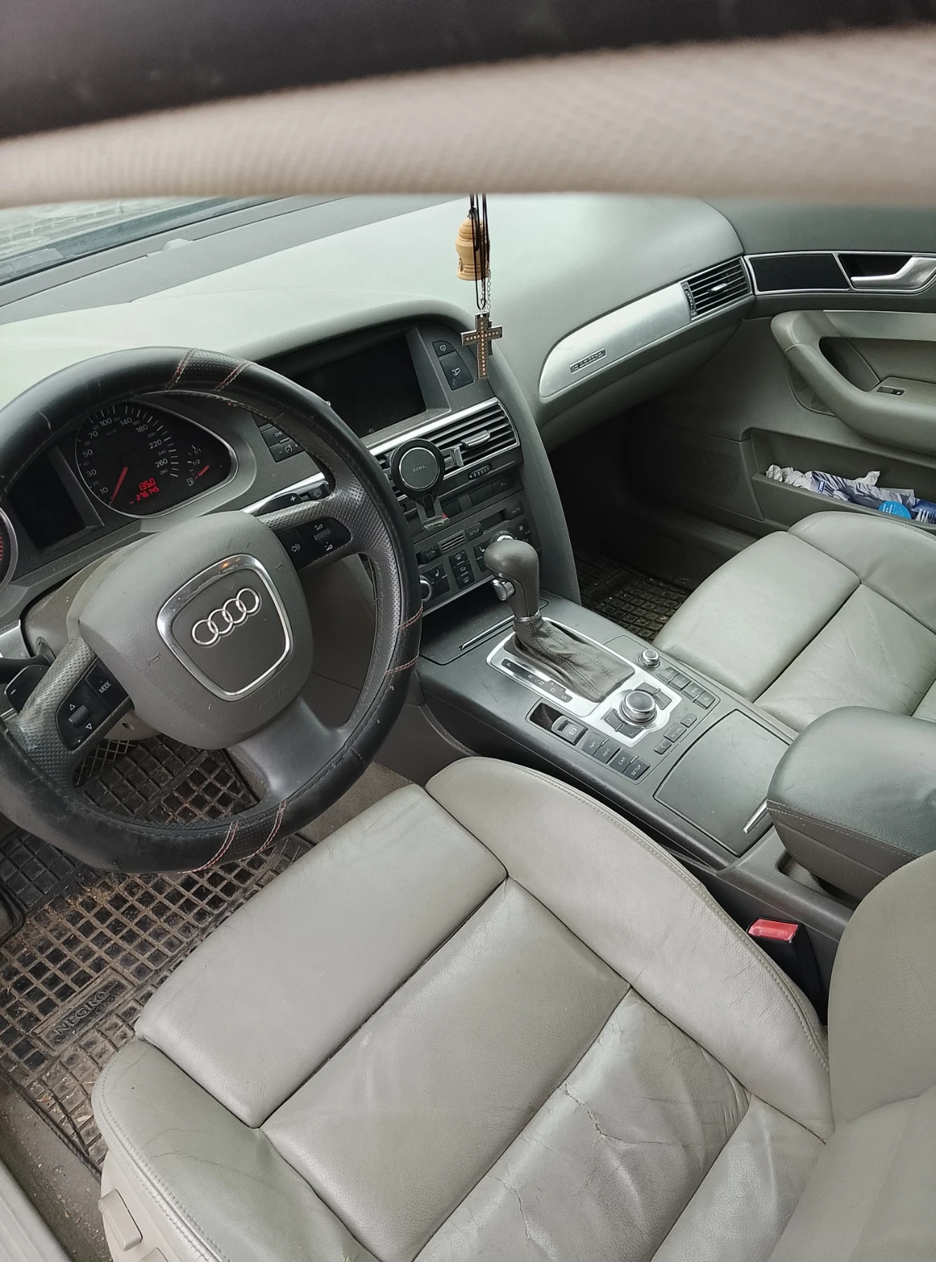 Audi A6 3000, снимка 3 - Автомобили и джипове - 56214940