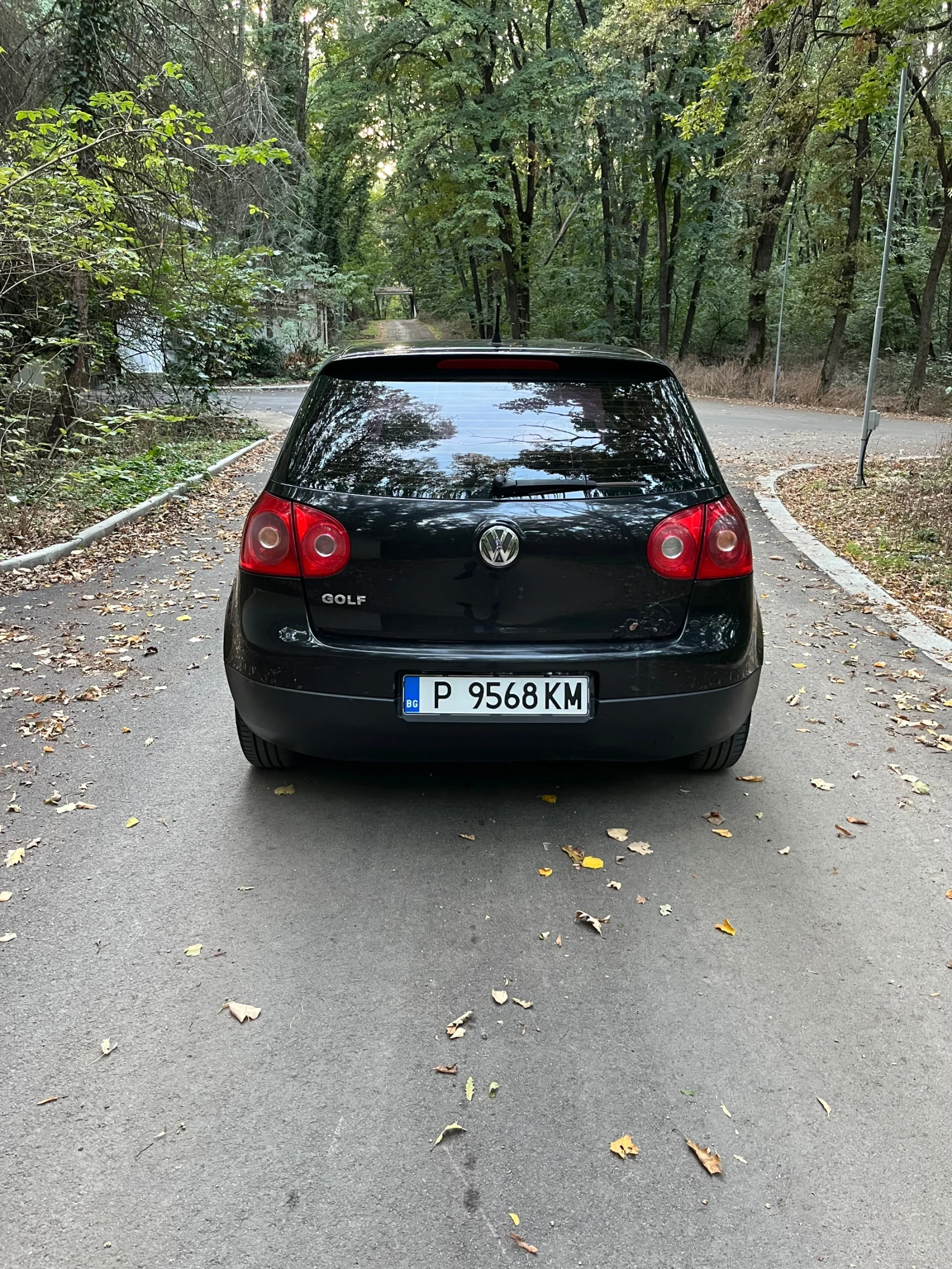 VW Golf 1.9TDI, снимка 8 - Автомобили и джипове - 56341471