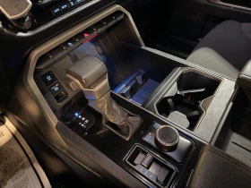 Toyota Tundra 3.5 4WD SR5 ОЧАКВАН ВНОС, снимка 7