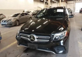  Mercedes-Benz GLC 30...