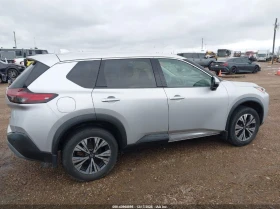 Nissan Rogue 2.5l Sv Fwd, снимка 13 - Автомобили и джипове - 53616670