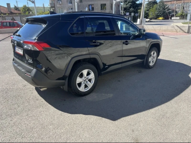 Toyota Rav4 2.5 Hybrid, снимка 2 - Автомобили и джипове - 47393618