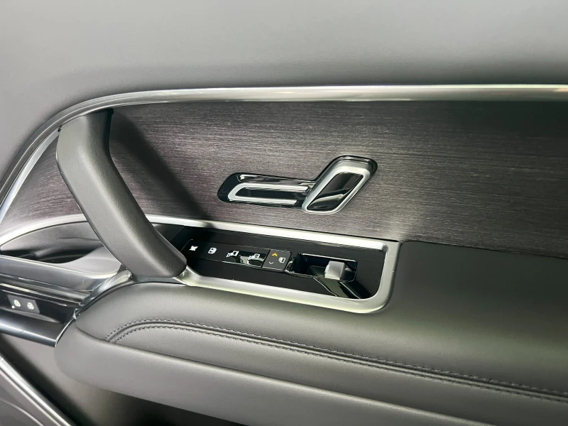 Land Rover Range rover D350/ SWB/ SHADOW/MERIDIAN/ 360/ PANO/ HEAD UP/ 23, снимка 16 - Автомобили и джипове - 51250688