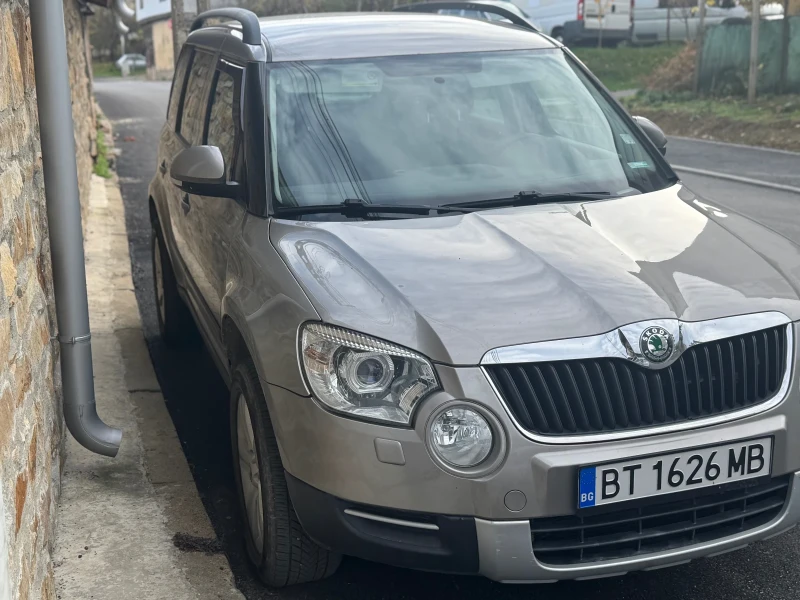 Skoda Yeti 2.0 TDI 4x4, снимка 2 - Автомобили и джипове - 52552494
