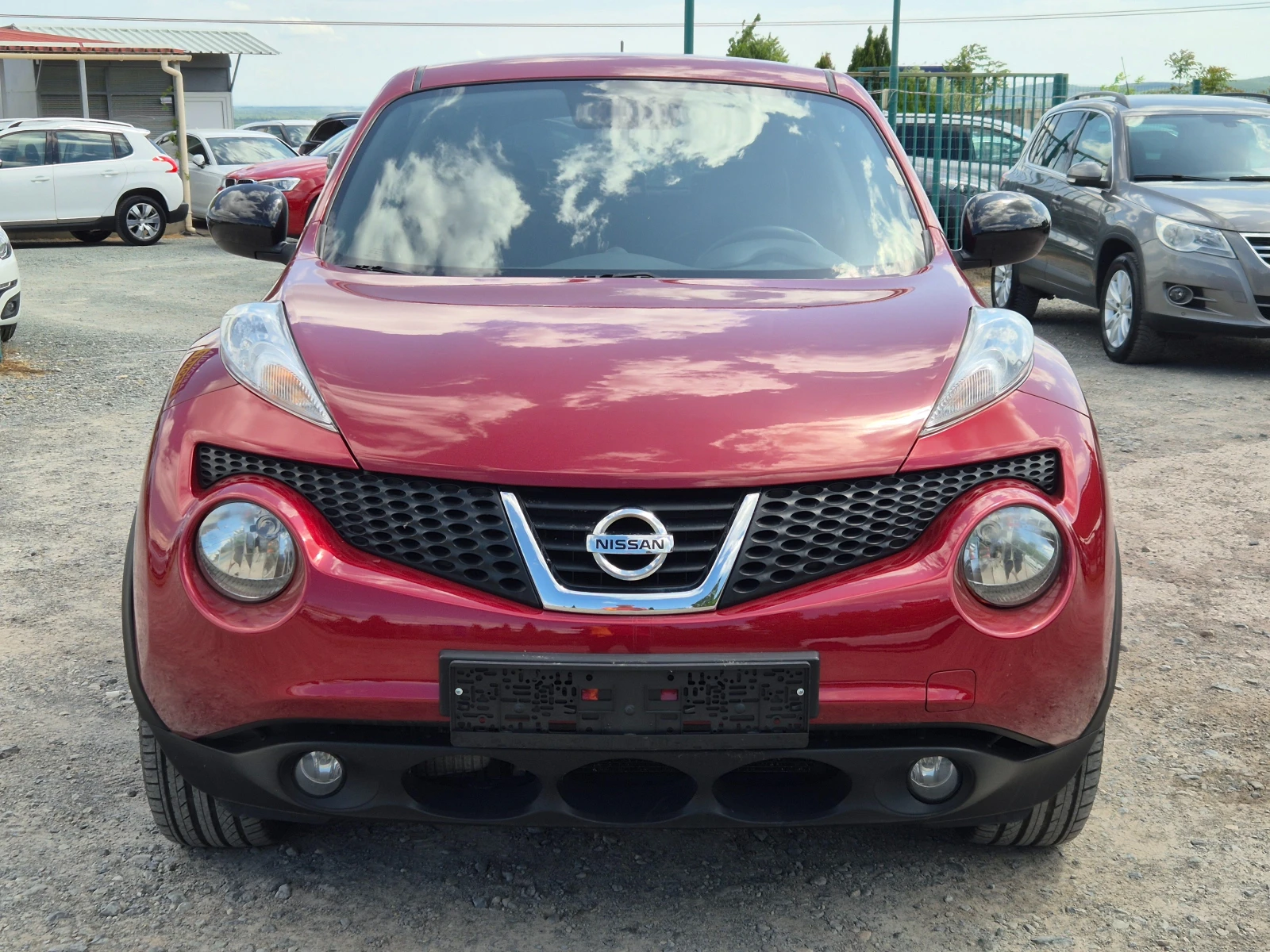 Nissan Juke 1.6Turbo Limited, снимка 8 - Автомобили и джипове - 47881810
