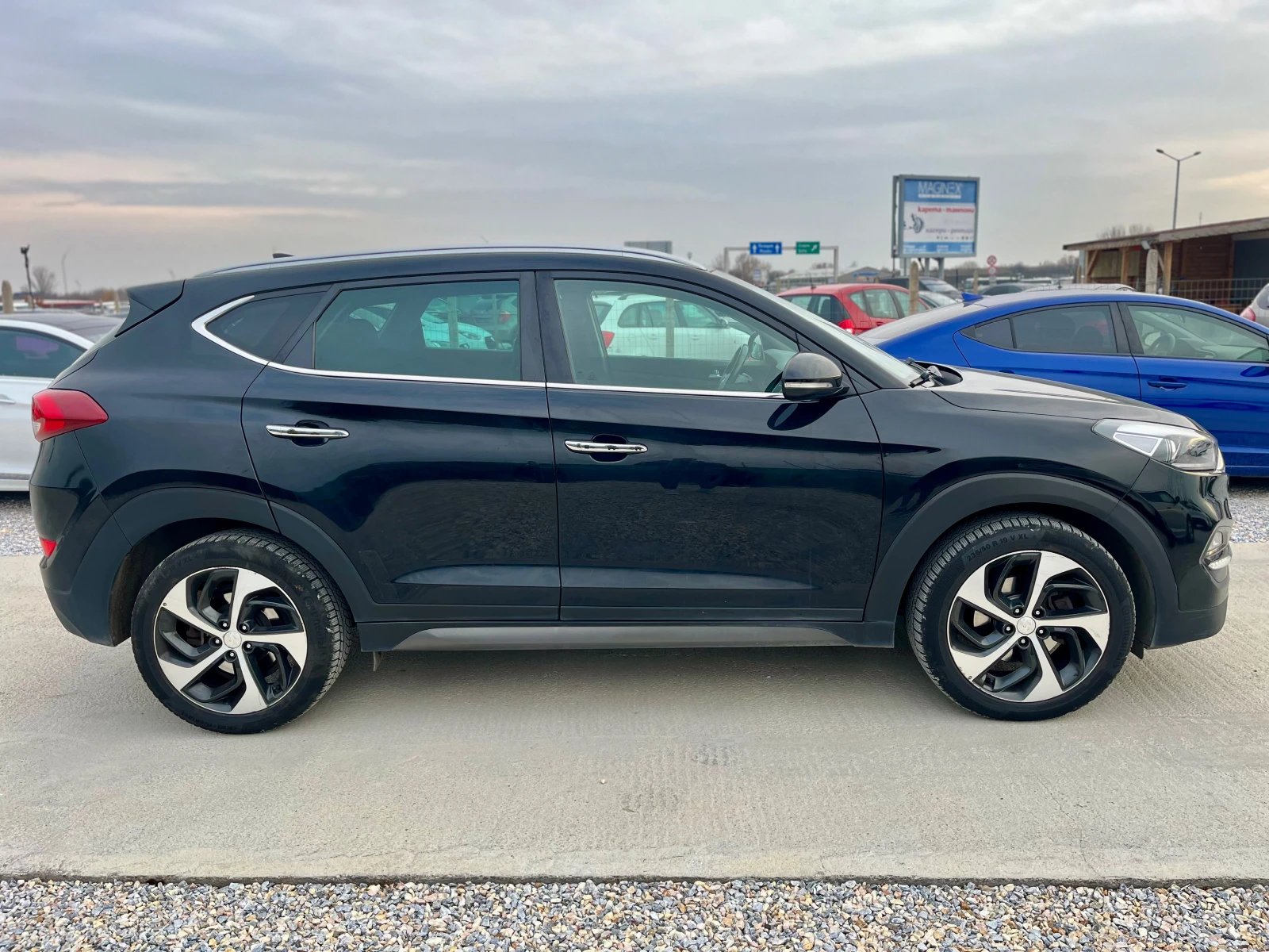 Hyundai Tucson 1.7 CRDI Регистриран  - изображение 4