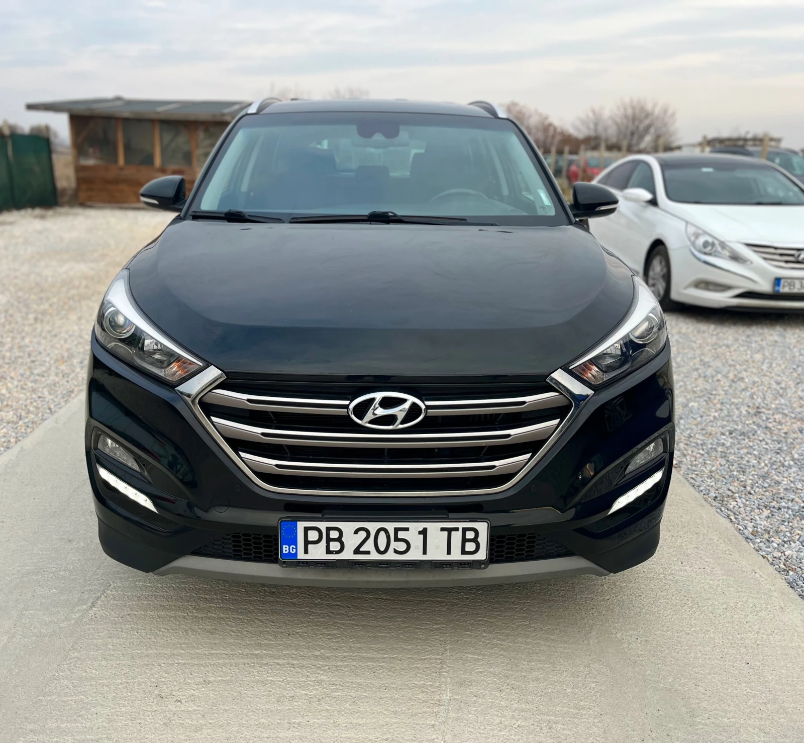 Hyundai Tucson 1.7 CRDI Регистриран  - изображение 2