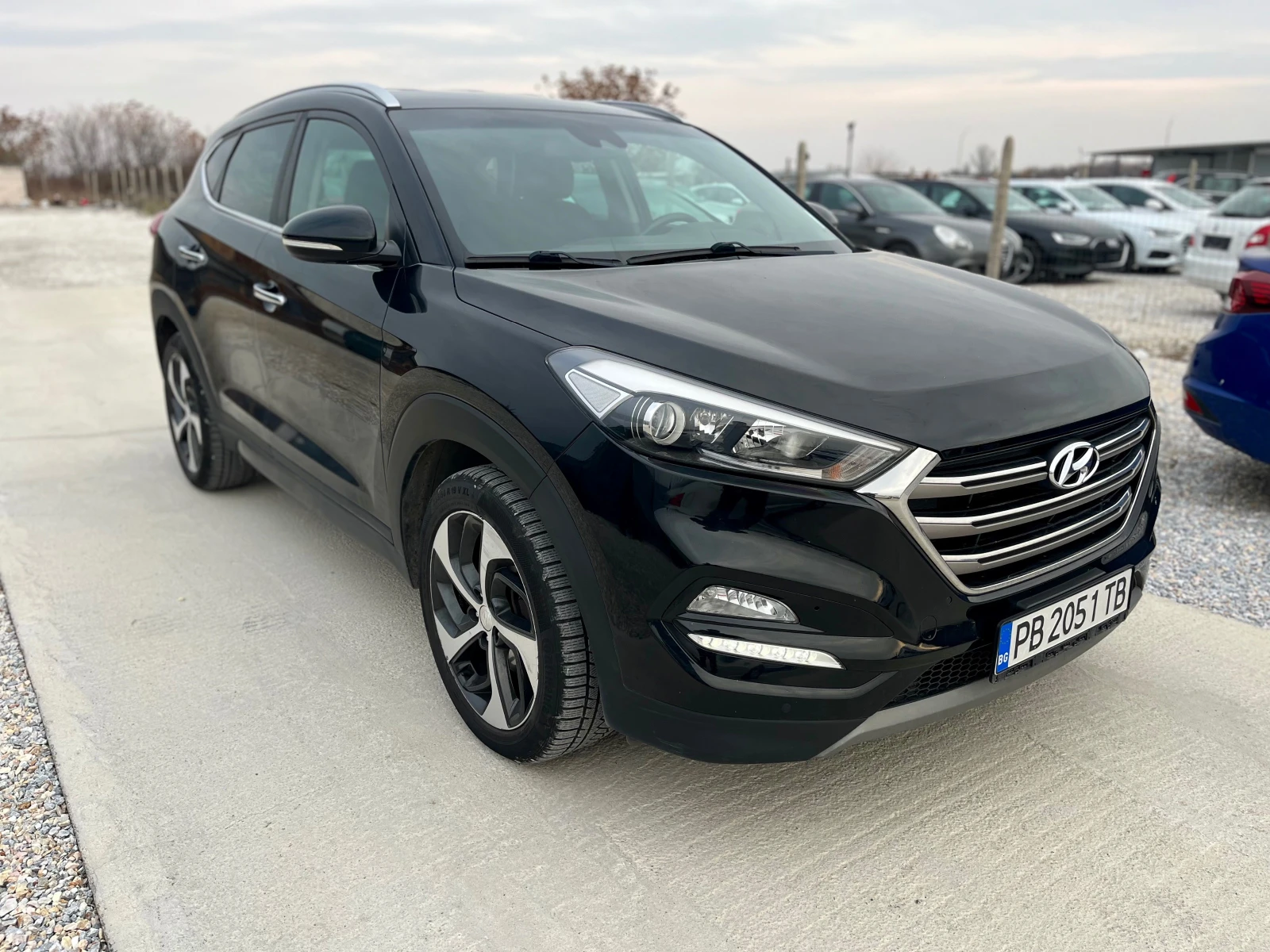 Hyundai Tucson 1.7 CRDI Регистриран  - изображение 3