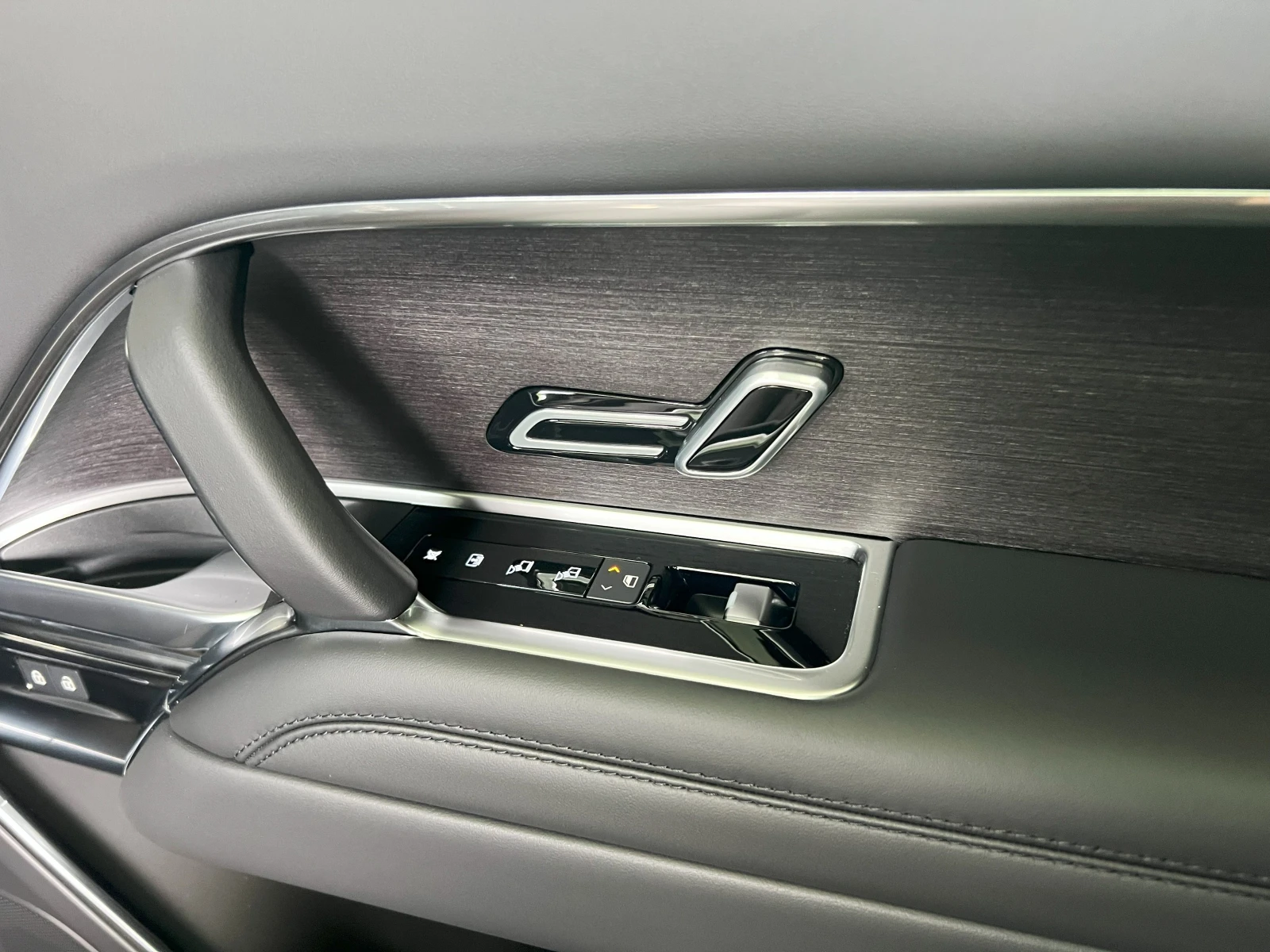 Land Rover Range rover D350/ SWB/ SHADOW/MERIDIAN/ 360/ PANO/ HEAD UP/ 23 | Mobile.bg   16