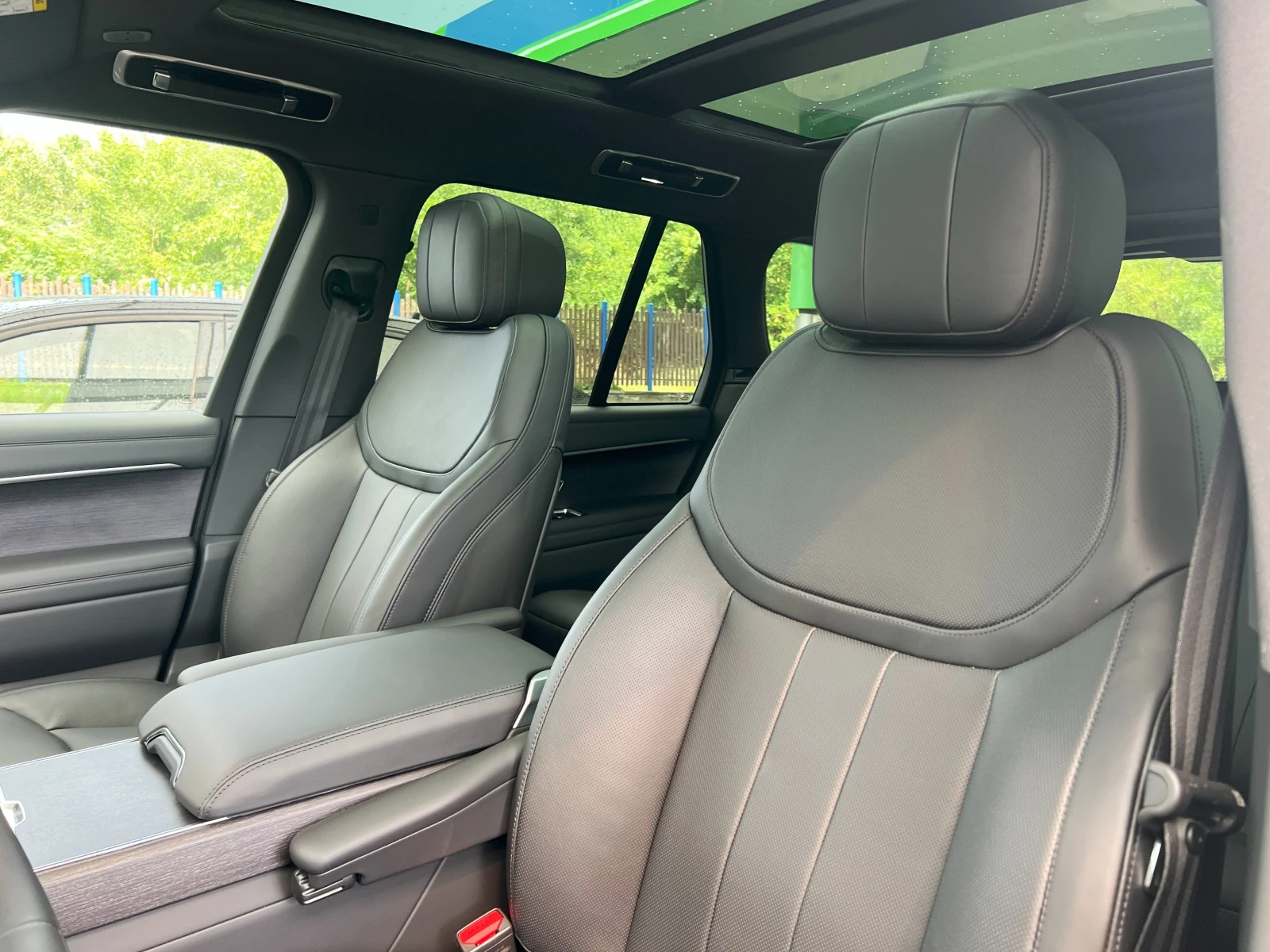 Land Rover Range rover D350/ SWB/ SHADOW/MERIDIAN/ 360/ PANO/ HEAD UP/ 23 - изображение 9