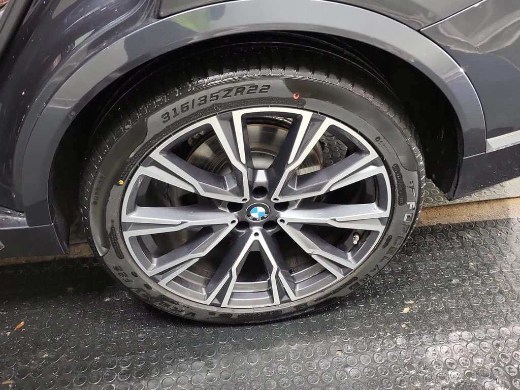 BMW X7 * XDRIVE40I * CARFAX *  - изображение 6