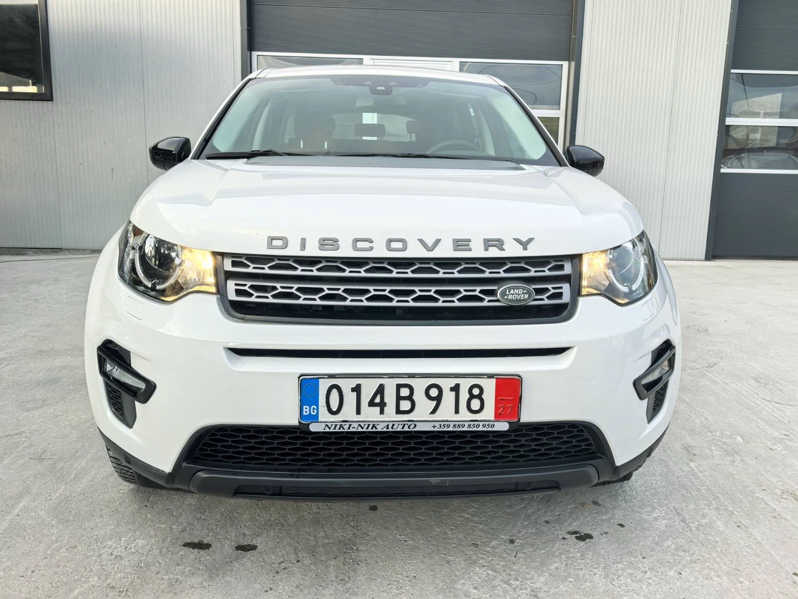 Land Rover Discovery Sport 2.2 AWD SPORT - изображение 2