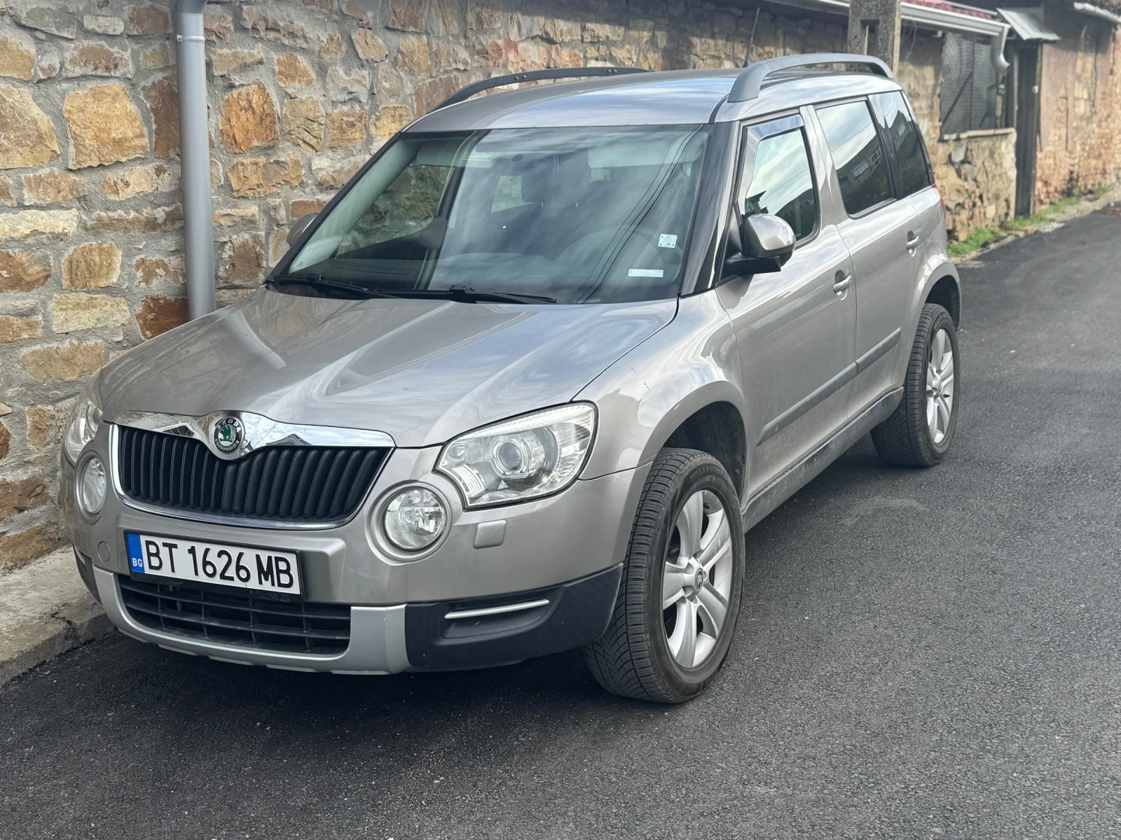 Skoda Yeti 2.0 TDI 4x4 - изображение 3