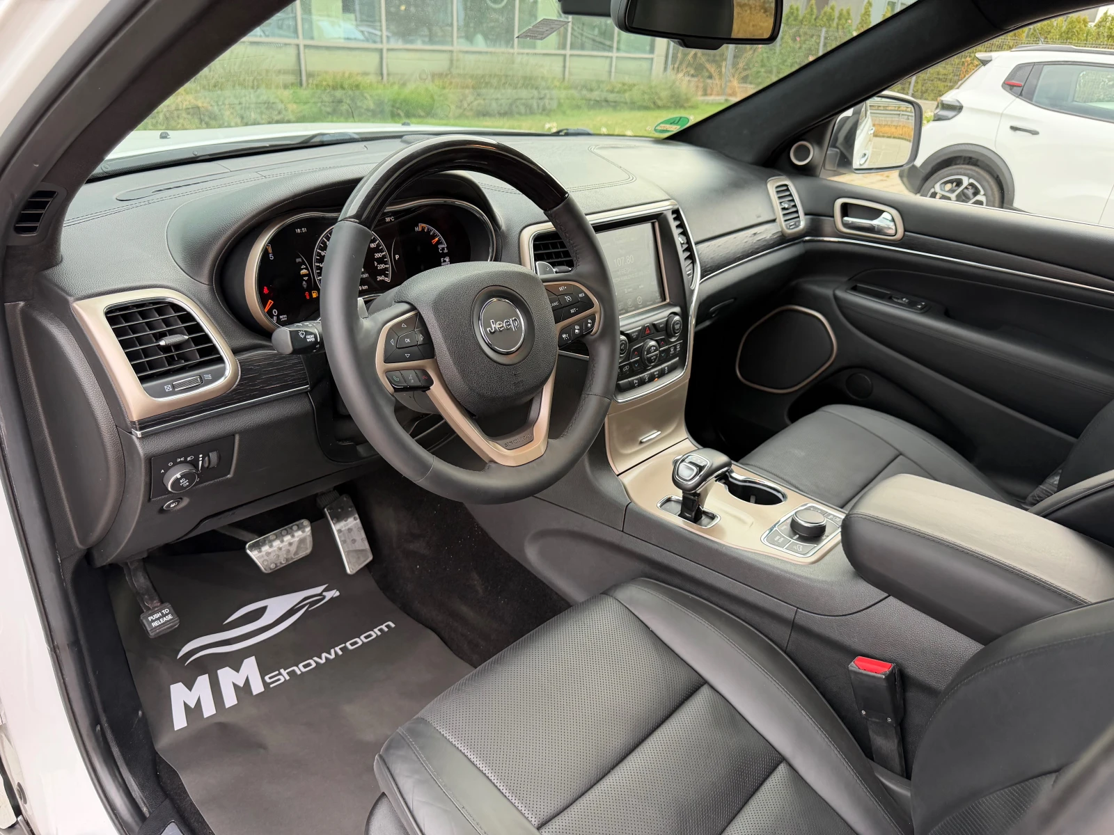 Jeep Grand cherokee SUMMIT-���������-�������-DISTRONIK-�����A-�������� | Mobile.bg � ����������� 9