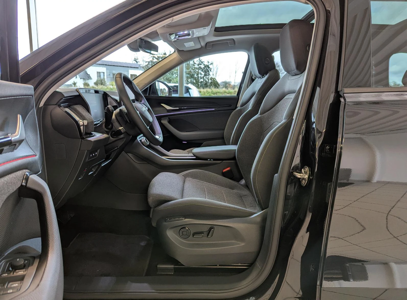 Skoda Kodiaq 2.0TDI* 4x4* PANO* MATRIX* DISTR* KEYLESS*  | Mobile.bg � ����������� 7