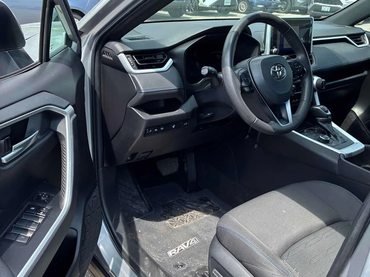 Toyota Rav4 * Hybrid SE * CARFAX * ЦЕНА ДО БГ, снимка 6 - Автомобили и джипове - 55035185