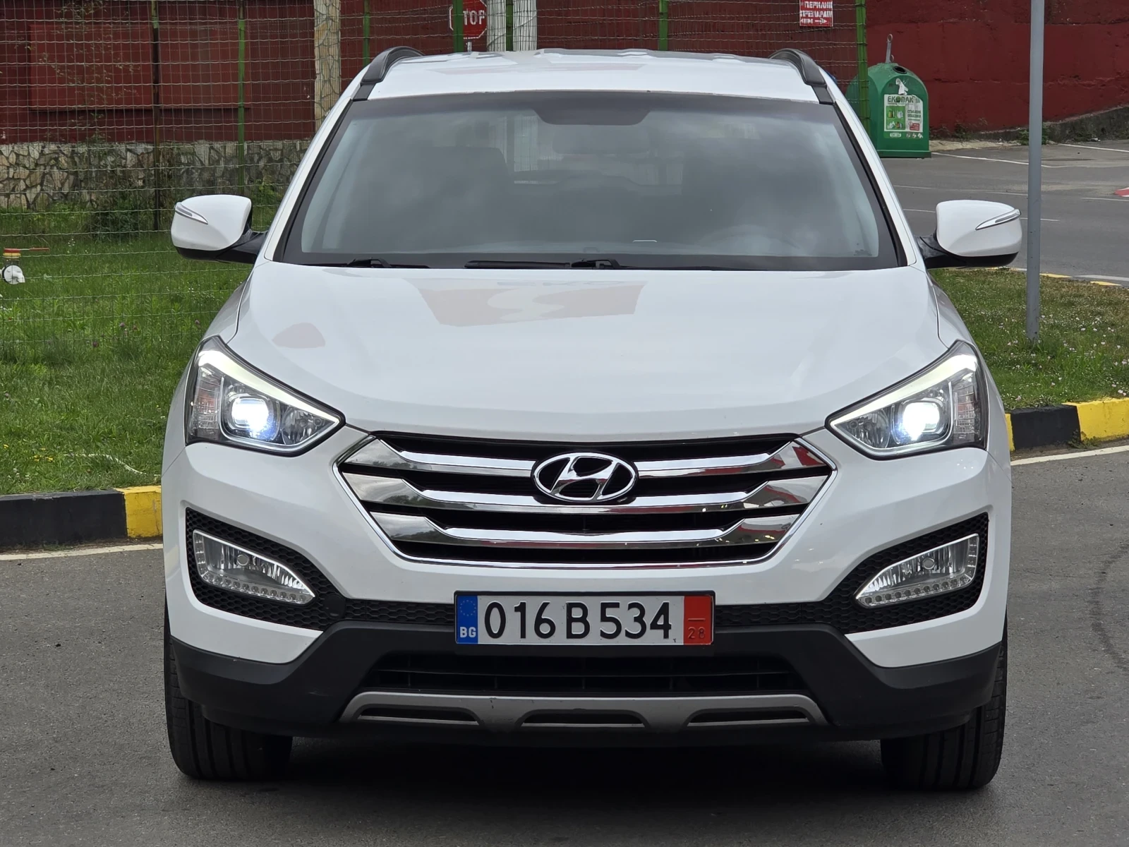 Hyundai Santa fe Топ състояние 100% реален пробег, снимка 2 - Автомобили и джипове - 55408363