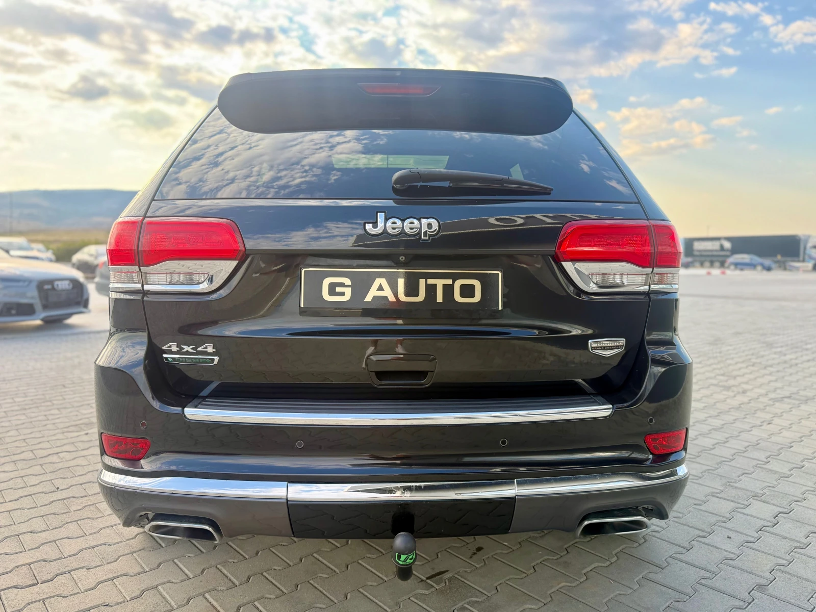 Jeep Grand cherokee 3.0CRDI SUMMIT Собствен лизинг !!!, снимка 6 - Автомобили и джипове - 55550858