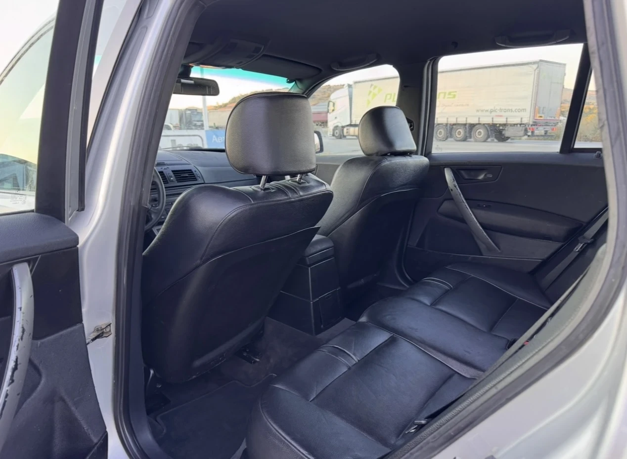 BMW X3 2.0D / Xenon / Кожен салон, снимка 11 - Автомобили и джипове - 55729593