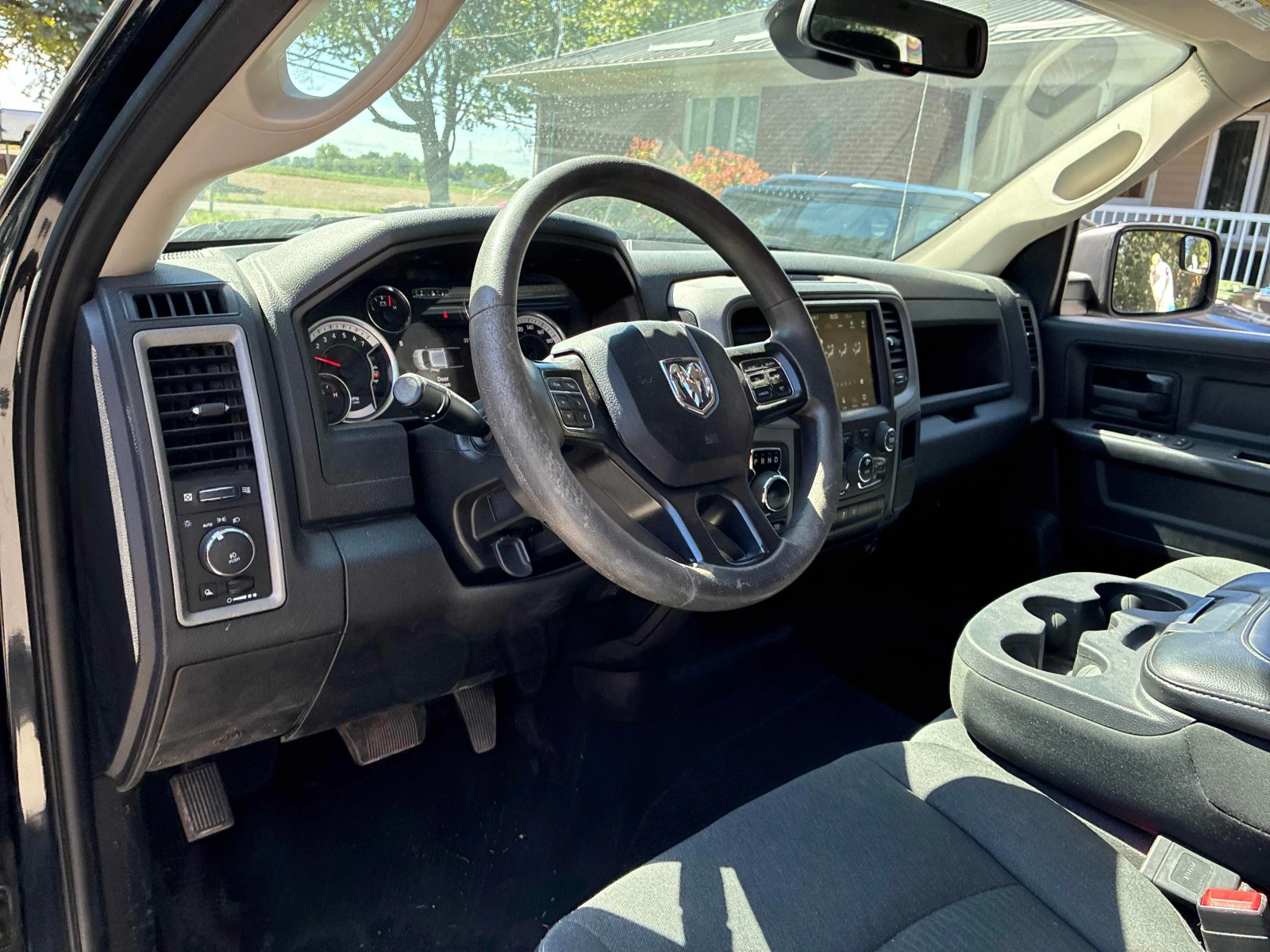 Dodge RAM 1500 CLASSIC EXPRESS| ЗАДНА КАМЕРА| , снимка 5 - Автомобили и джипове - 56068455
