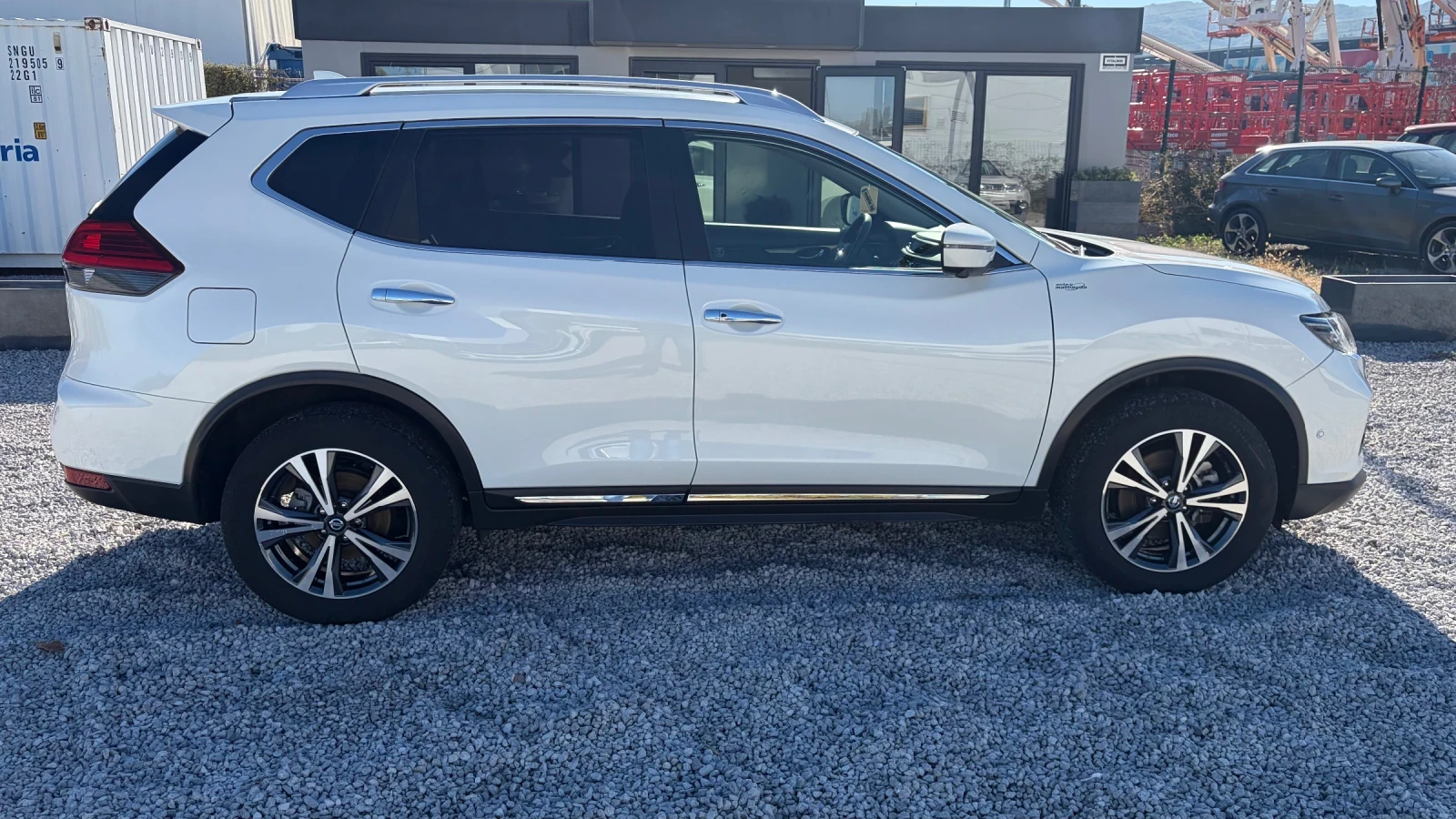 Nissan X-trail TEKNA 2.2DCI-177k.c. 4WD, снимка 7 - Автомобили и джипове - 56334754