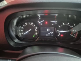 Opel Vivaro 2.0CDTI* * Макси База* * 2021г* * , снимка 12