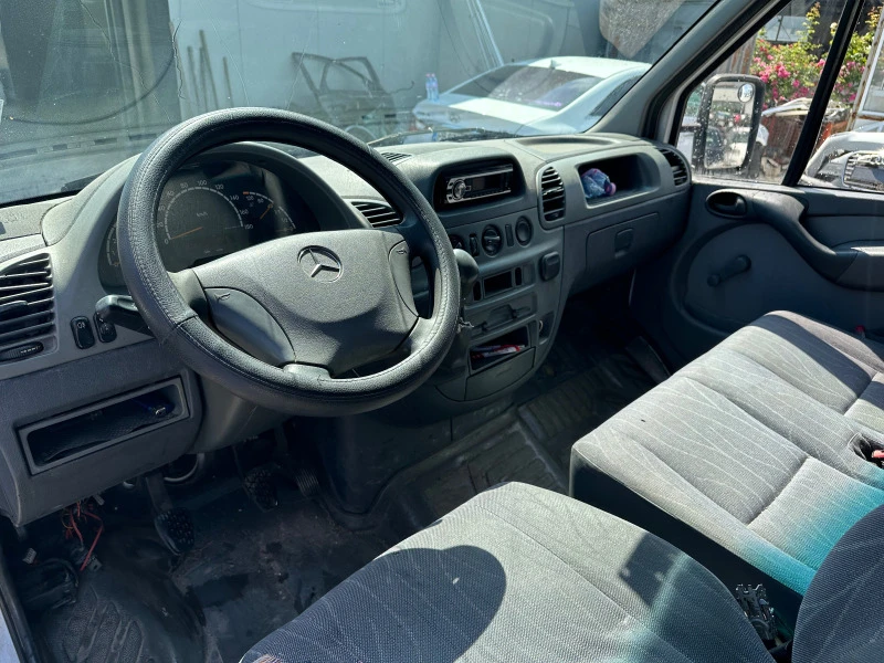 Mercedes-Benz Sprinter 2, 2cdi 80kc средна база, снимка 7 - Бусове и автобуси - 45998451