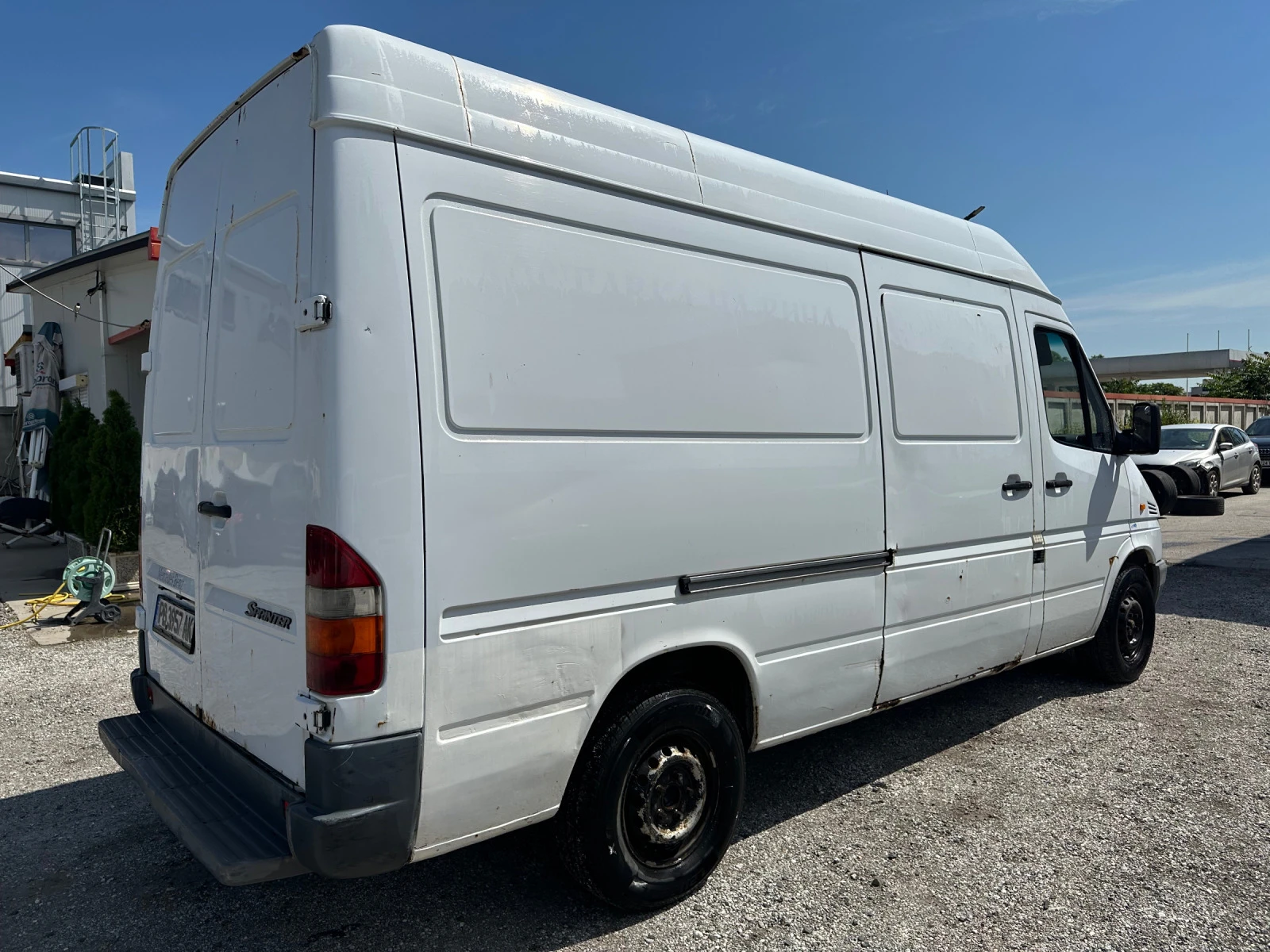 Mercedes-Benz Sprinter 2, 2cdi 80kc средна база - изображение 6