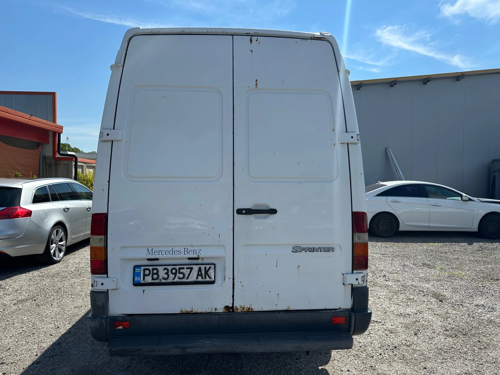 Mercedes-Benz Sprinter 2, 2cdi 80kc средна база - изображение 5