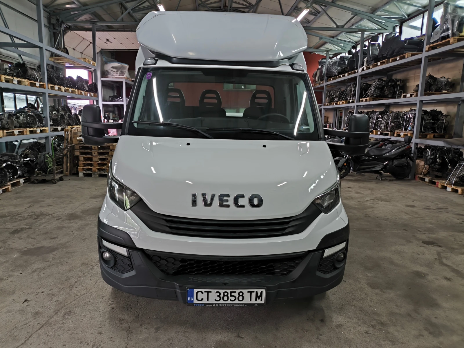 Iveco 35S18 3.0 - изображение 3