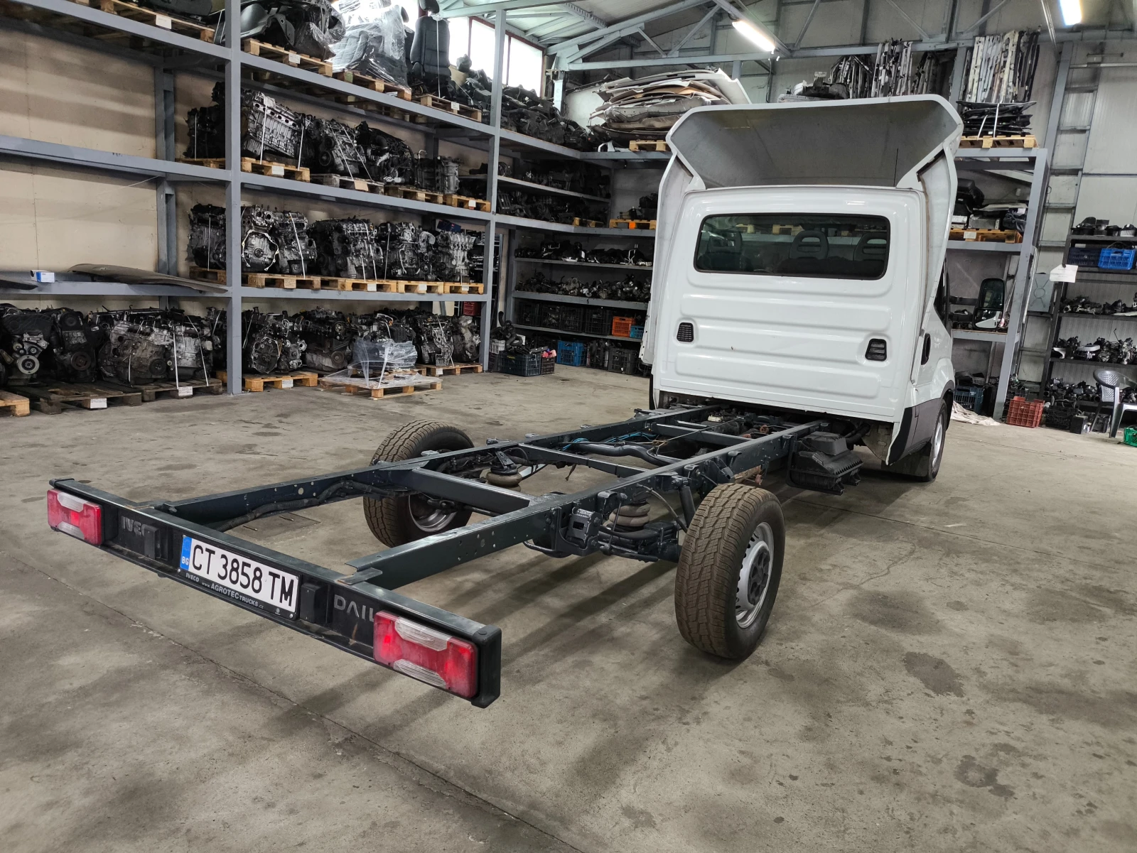 Iveco 35S18 3.0 - изображение 6