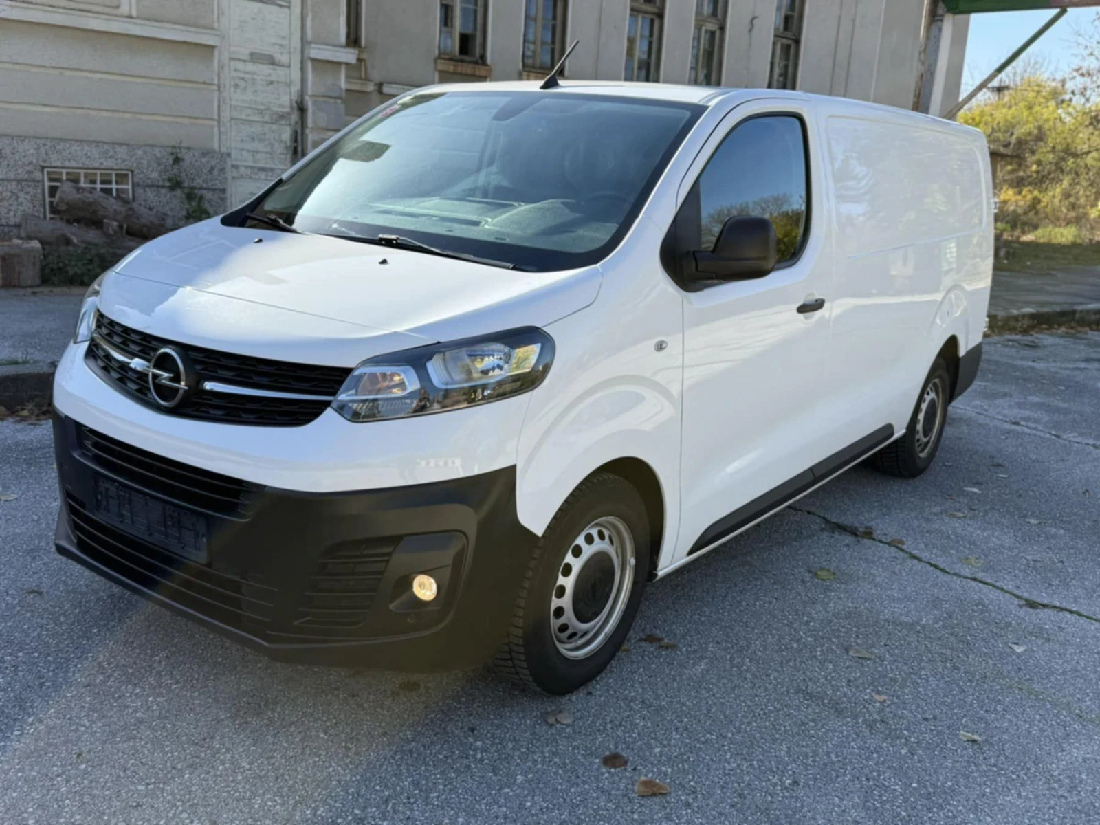 Opel Vivaro 2.0CDTI* * Макси База* * 2021г* *  - изображение 7