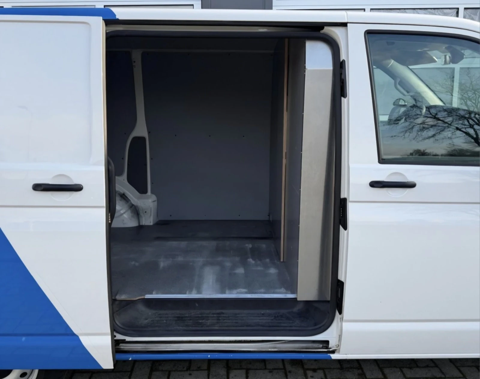 VW Transporter 2.0 TDI 150кс. - изображение 5