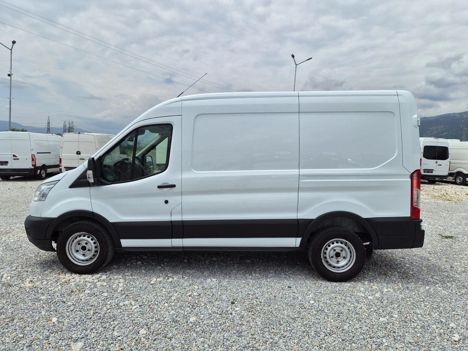 Ford Transit 2.2 TDCi, Клима, ТОП, снимка 2 - Бусове и автобуси - 55134932