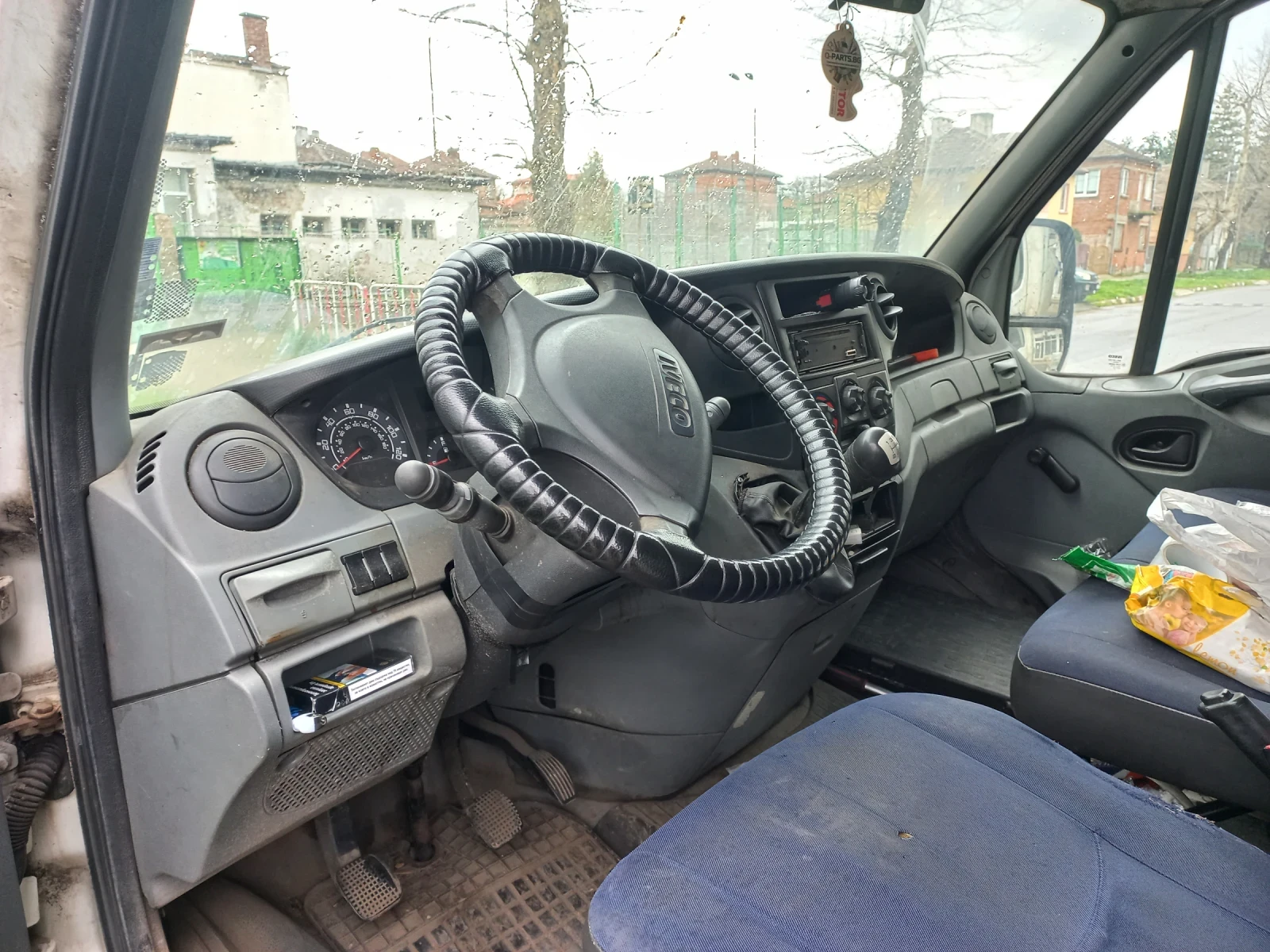 Iveco 3512 Падащ борд 12v до 750кг, снимка 4 - Бусове и автобуси - 55898484
