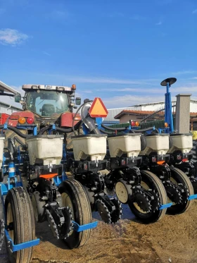  Kinze 3000 | Mobile.bg    2