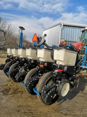  Kinze 3000 | Mobile.bg    7