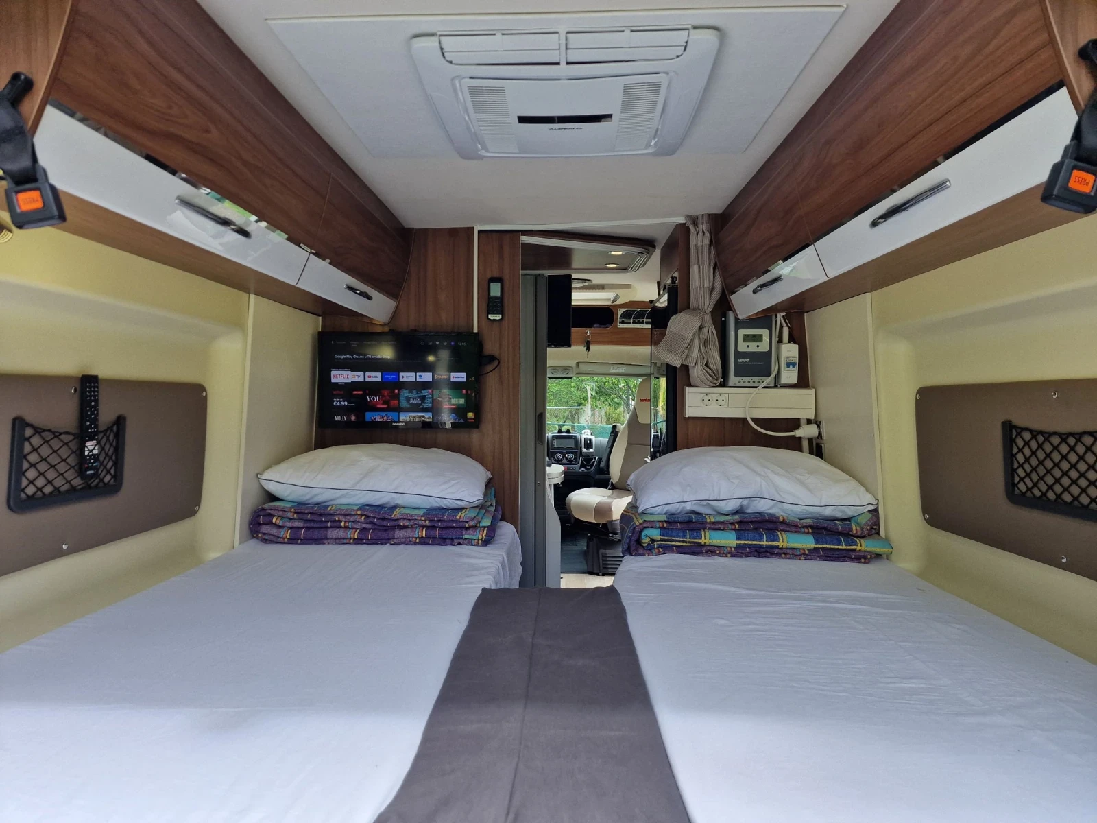 ������ Pilote V630 | Mobile.bg � ����������� 12