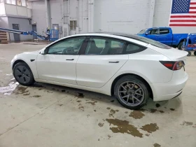 Tesla Model 3, снимка 2
