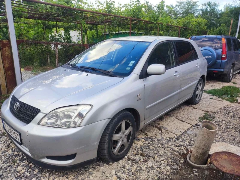 Toyota Corolla 2.0, снимка 8 - Автомобили и джипове - 45613769