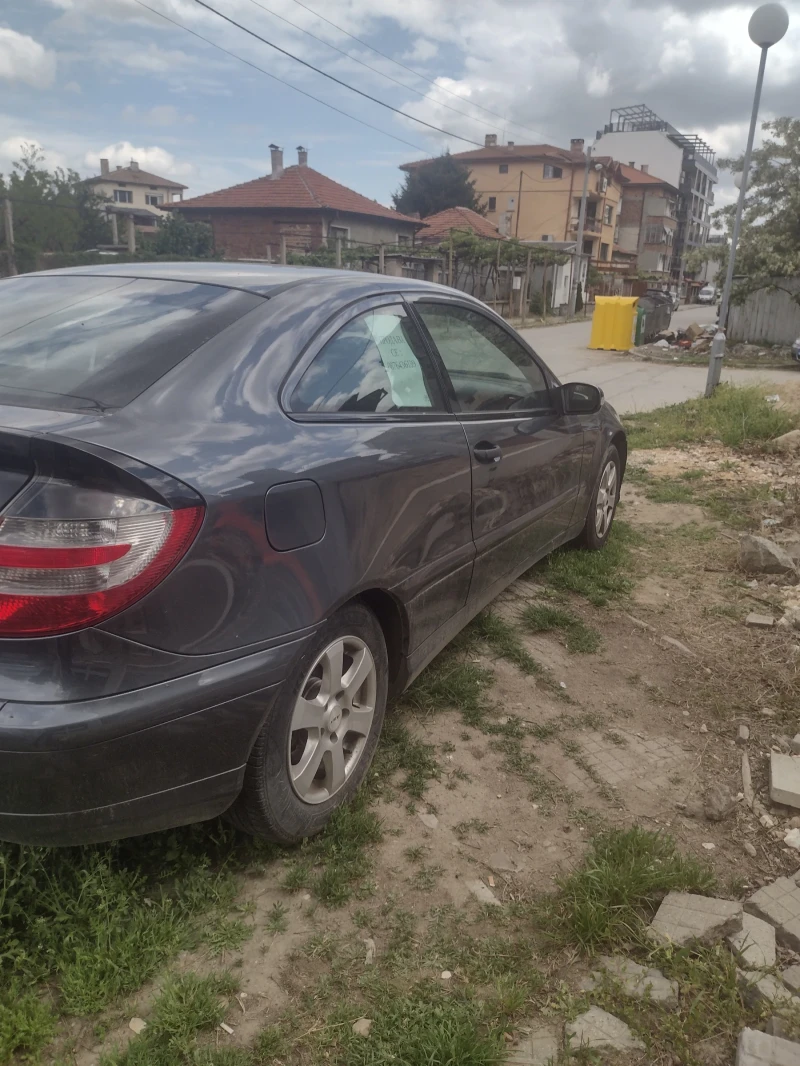 Mercedes-Benz C 220, снимка 5 - Автомобили и джипове - 46916491