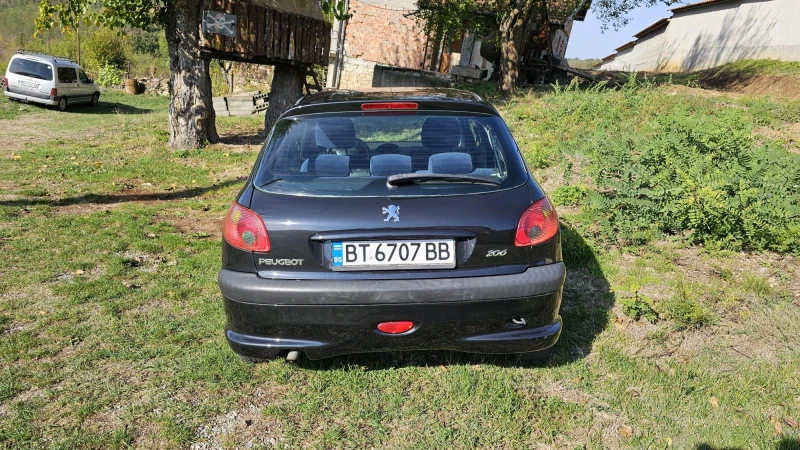 Peugeot 206, снимка 2 - Автомобили и джипове - 47586537