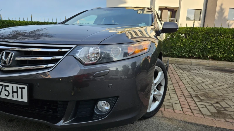 Honda Accord EXECUTIVE, снимка 4 - Автомобили и джипове - 48649609