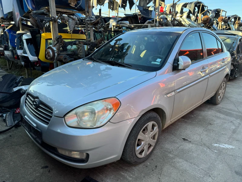 Hyundai Accent 1.4, снимка 1 - Автомобили и джипове - 48863999