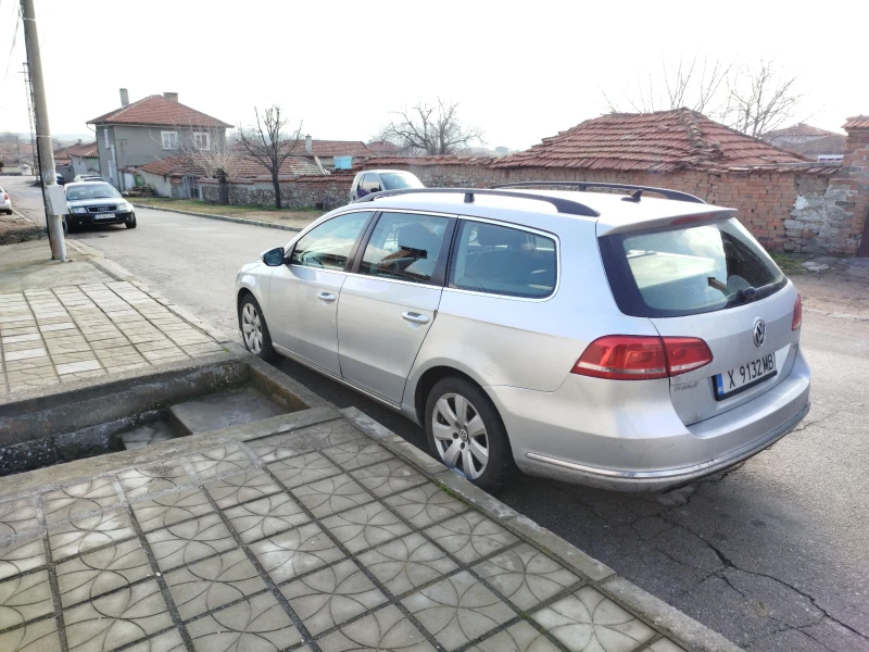 VW Passat, снимка 6 - Автомобили и джипове - 49600963