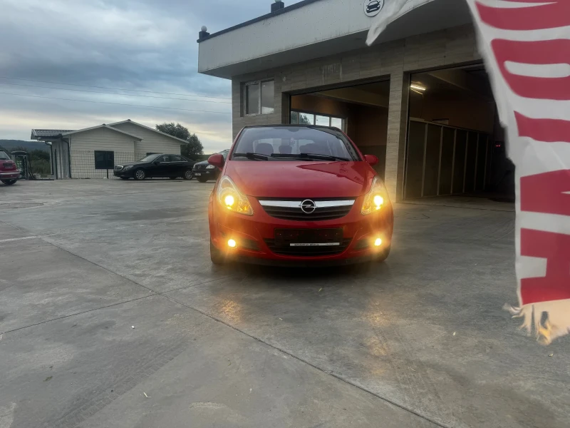 Opel Corsa 1.7 CDTI 125 PS KLIMATRONIK NAVI, снимка 2 - Автомобили и джипове - 52896254