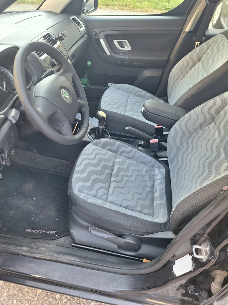Skoda Roomster 1.2 12 V   LPG, снимка 8 - Автомобили и джипове - 51864307