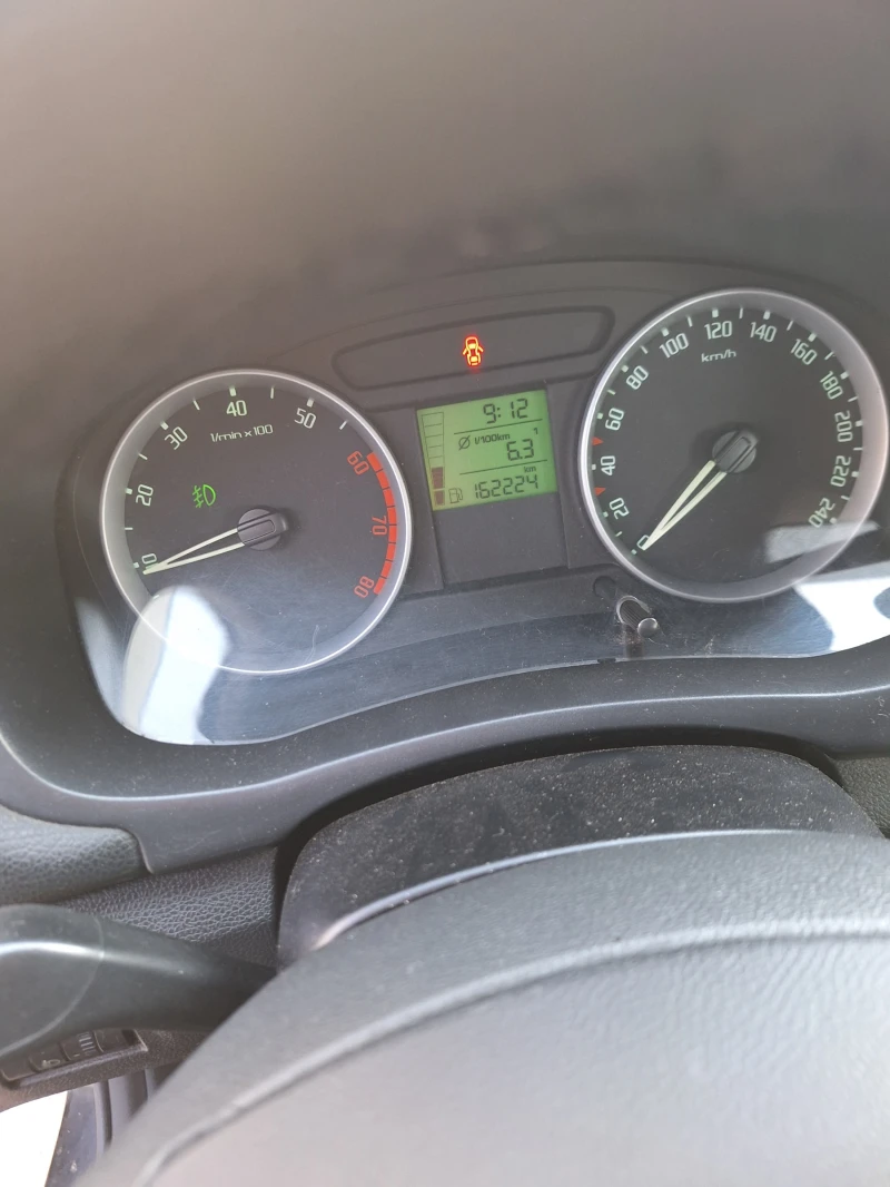 Skoda Roomster 1.2 12 V   LPG, снимка 9 - Автомобили и джипове - 51864307