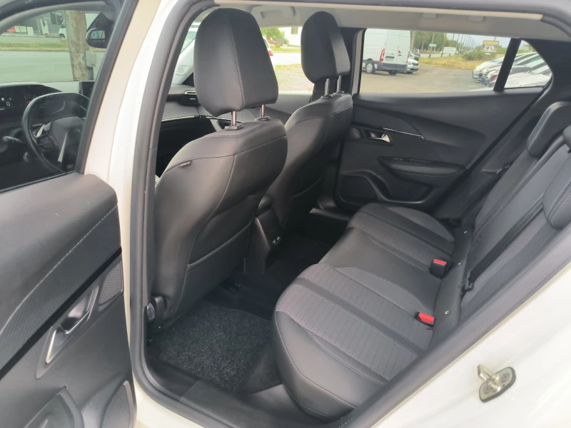 Peugeot 2008 1.5d-Navi-Kamera-Automat-Euro-6D-Keyless, снимка 16 - Автомобили и джипове - 51985351