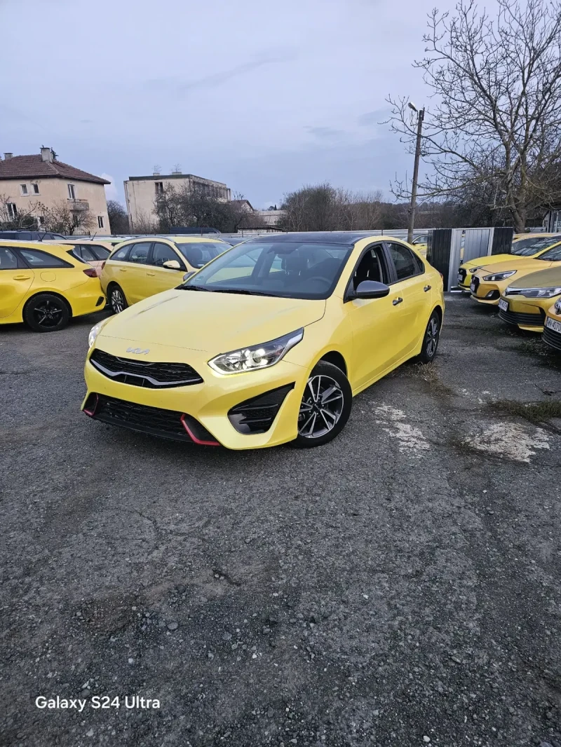 Kia Ceed Бензин, снимка 2 - Автомобили и джипове - 52202580